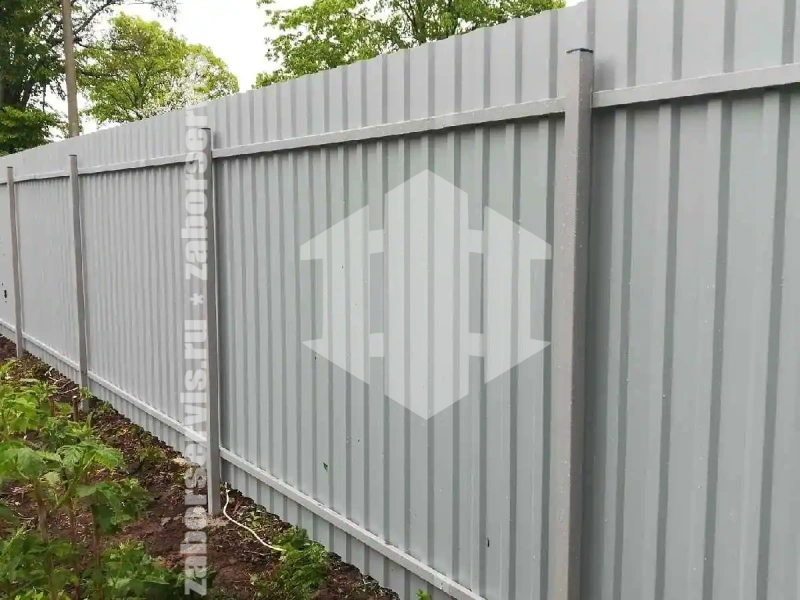 Забор из профнастила коричневый 115 метров