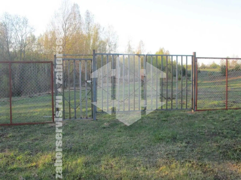 Забор из сетки рабицы в натяг секционный 90 метров