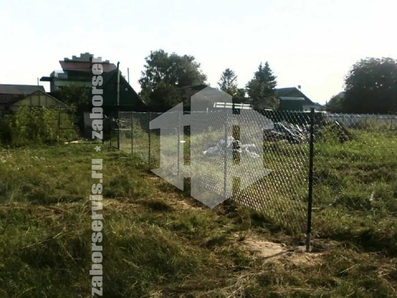 Забор из сетки рабицы в натяг 12 соток