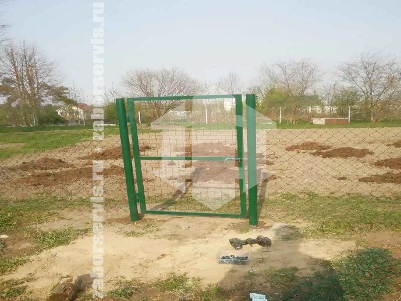 Забор из сетки рабицы с проволокой 99 метров